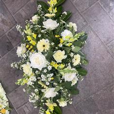 Lemon and white casket top