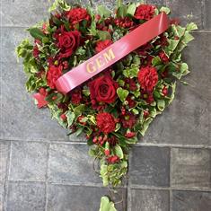 Red foliage heart 