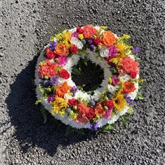 Bright combination wreath